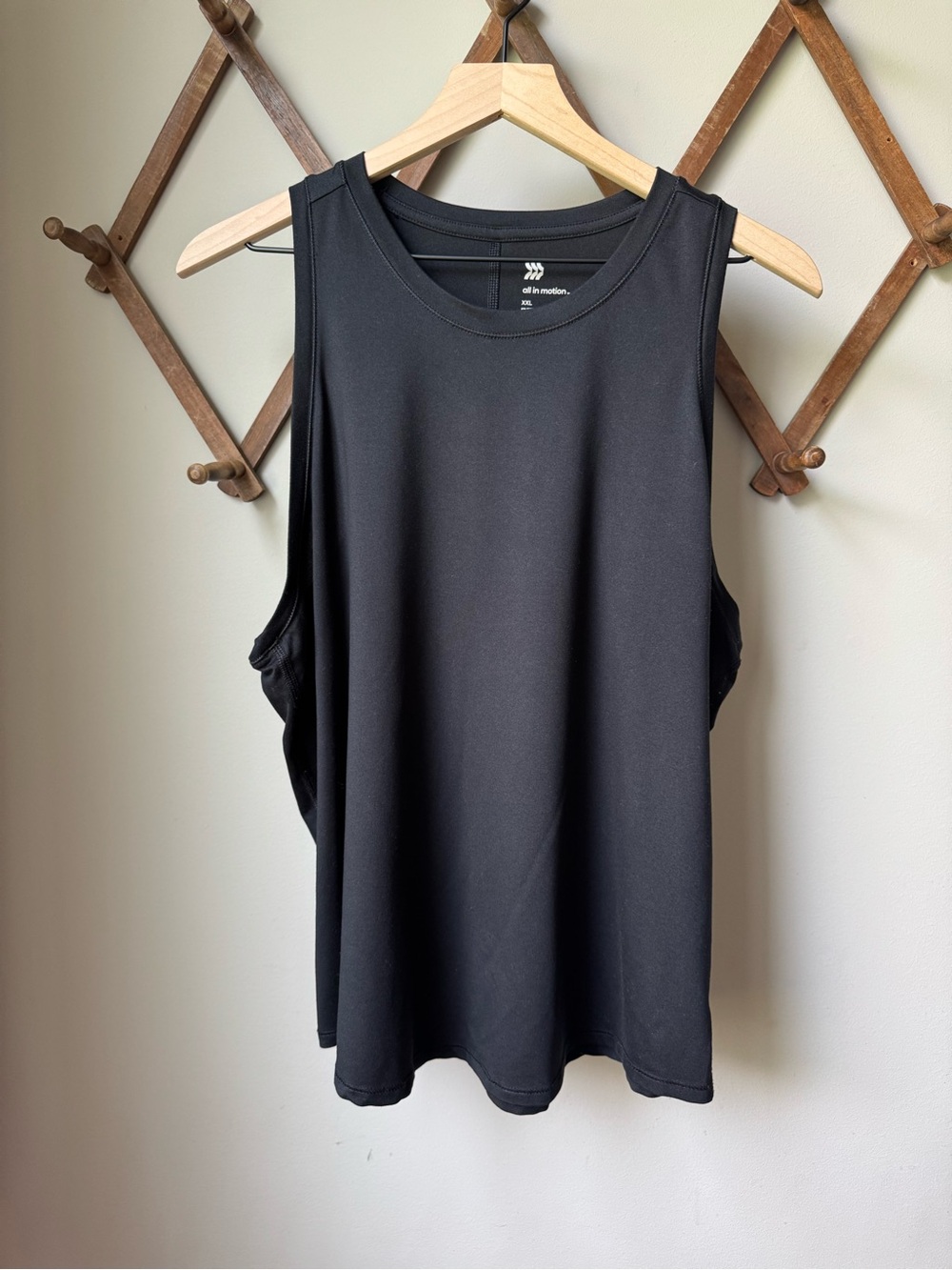 All the In Motion Black Athletic Tank Top in Women’s XXL